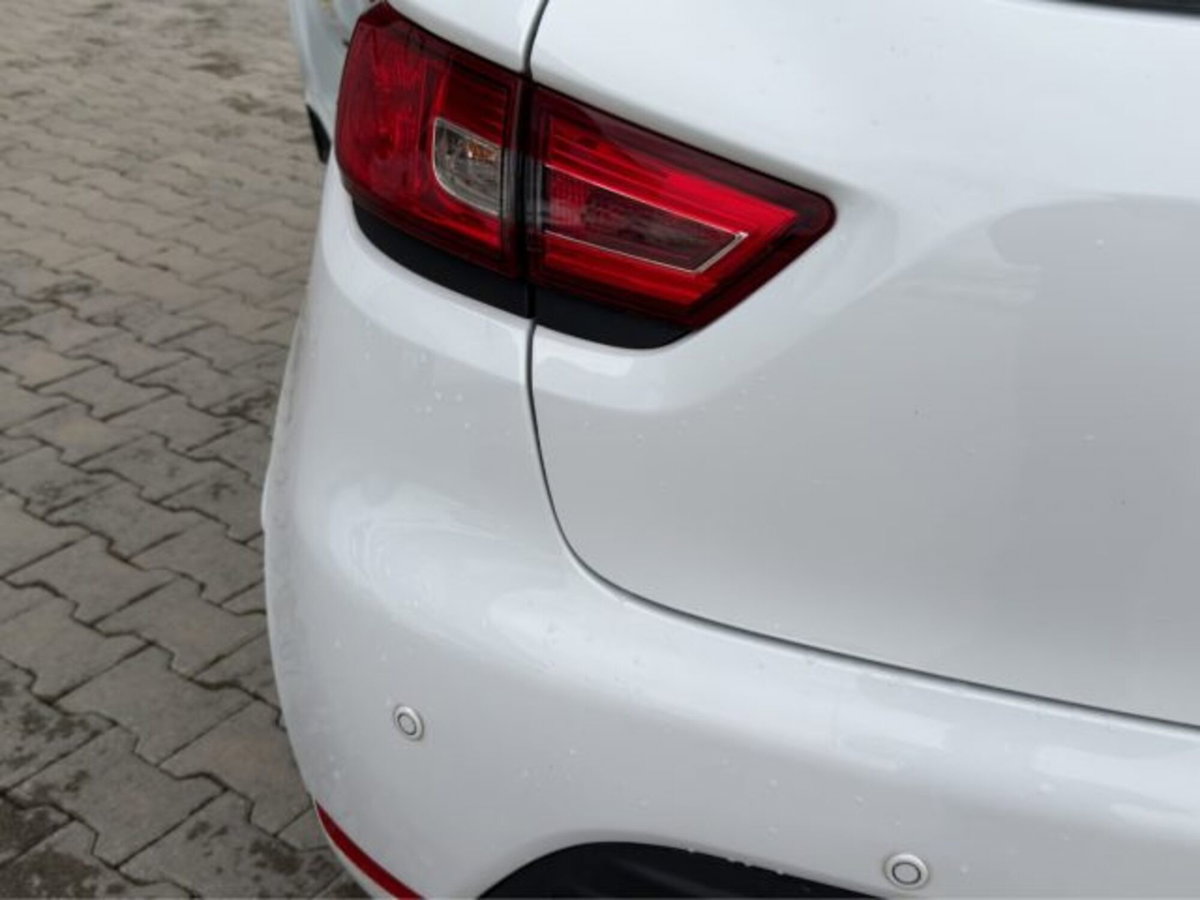 Renault Clio 1.2 3 porte Van Gran Confort (16)