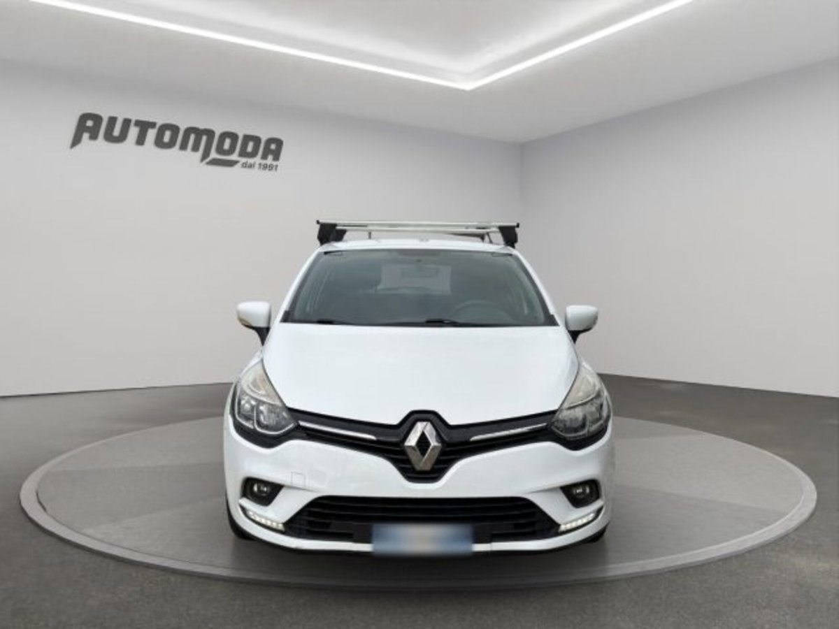Renault Clio 1.2 3 porte Van Gran Confort (2)