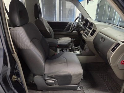 Mitsubishi Pajero 2.5 TDI 3p. GL (17)