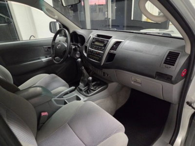Toyota Hilux 3.0 D-4D 4WD 4p. DC Stylex (11)