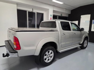 Toyota Hilux 3.0 D-4D 4WD 4p. DC Stylex (6)