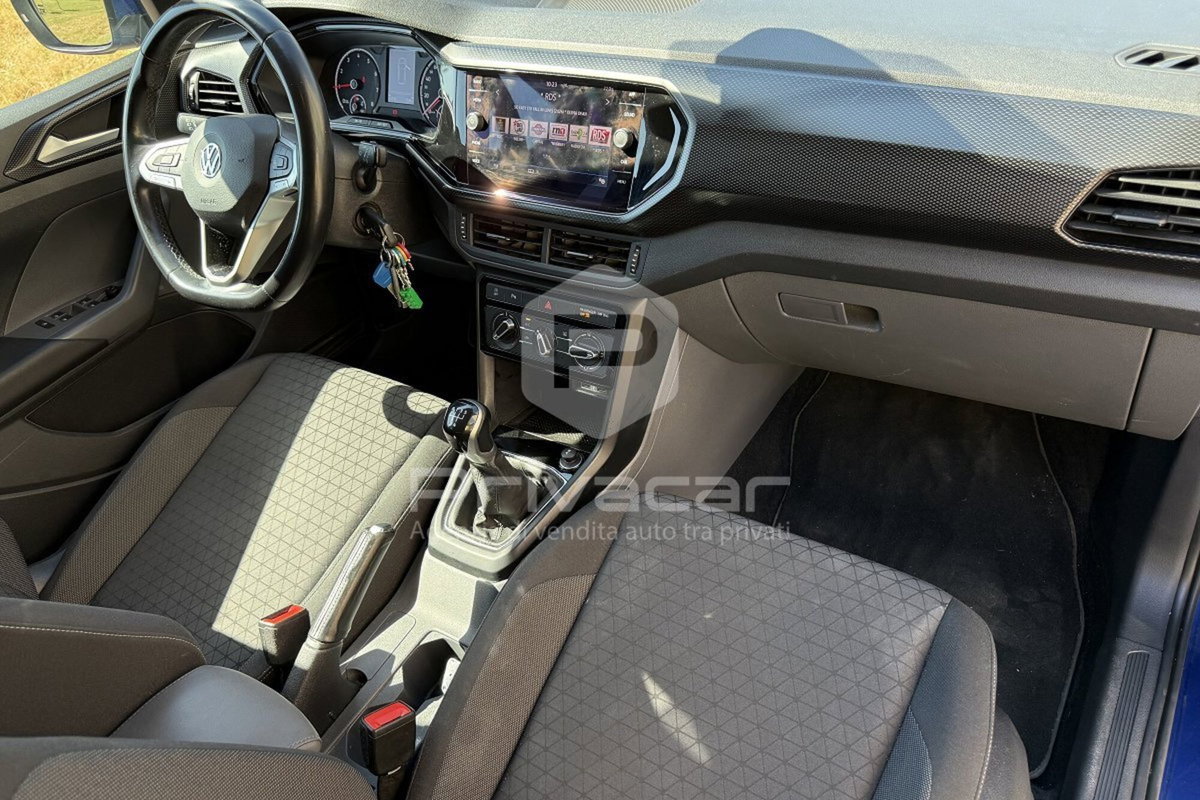 Volkswagen T-Cross 1.0 TSI Style BMT (11)
