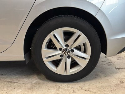 Volkswagen Golf 1.5 eTSI 130 CV EVO ACT DSG Life (10)