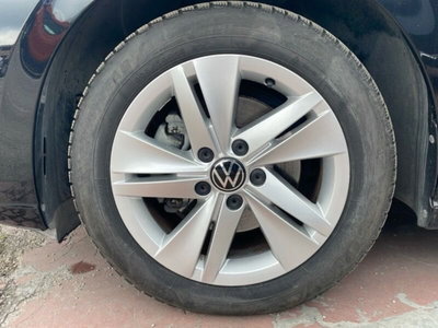 Volkswagen Golf 1.0 eTSI EVO DSG Life (10)