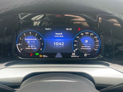 Volkswagen Golf 1.0 eTSI EVO DSG Life (14)