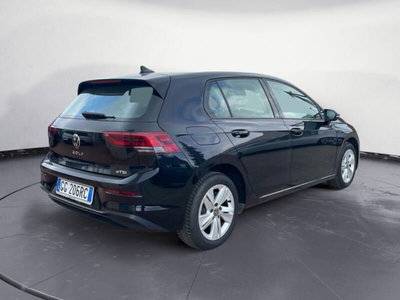 Volkswagen Golf 1.0 eTSI EVO DSG Life (5)