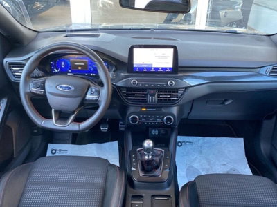 Ford Focus 1.0 EcoBoost Hybrid 155 CV 5p. ST-Line X (18)
