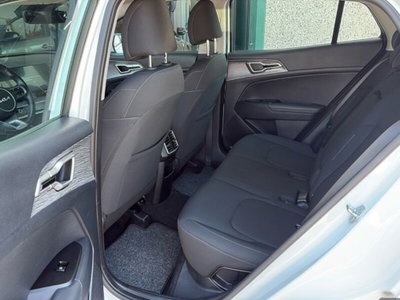 Kia Sportage 1.6 crdi mhev Business dct (17)