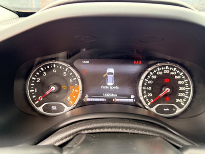 Jeep Renegade 1.4 MultiAir Limited (19)