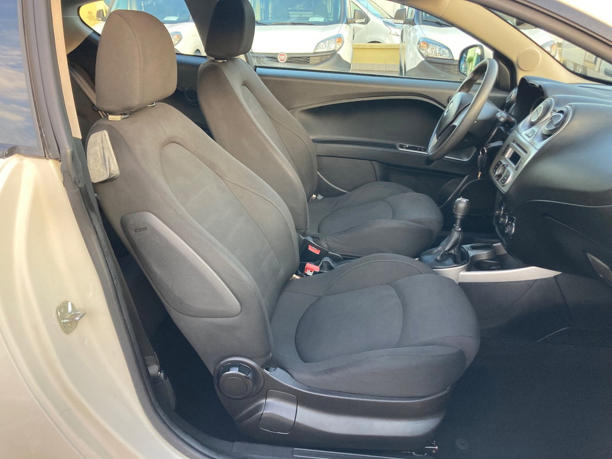 Alfa Romeo MiTo 1.4 70 CV 8V Progression (8)