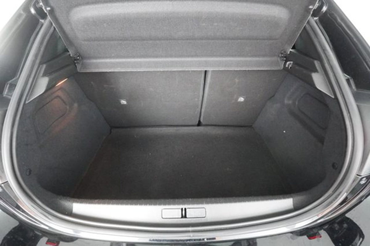 Opel Corsa 1.2 130 CV aut. GS Line (6)