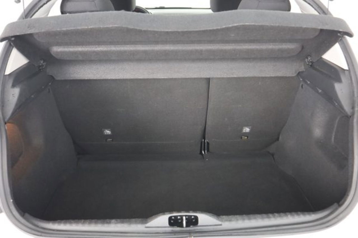 Citroen C3 PureTech 83 S&S Shine (6)