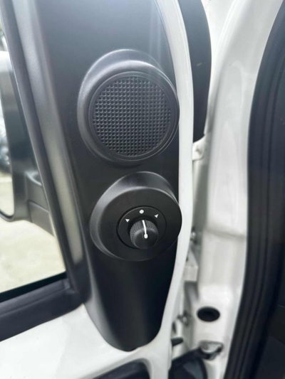 Fiat Qubo 1.4 8V 77 CV Lounge Natural Power (14)