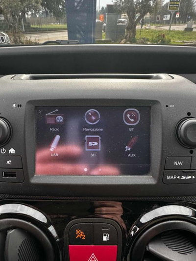 Fiat Qubo 1.4 8V 77 CV Lounge Natural Power (19)