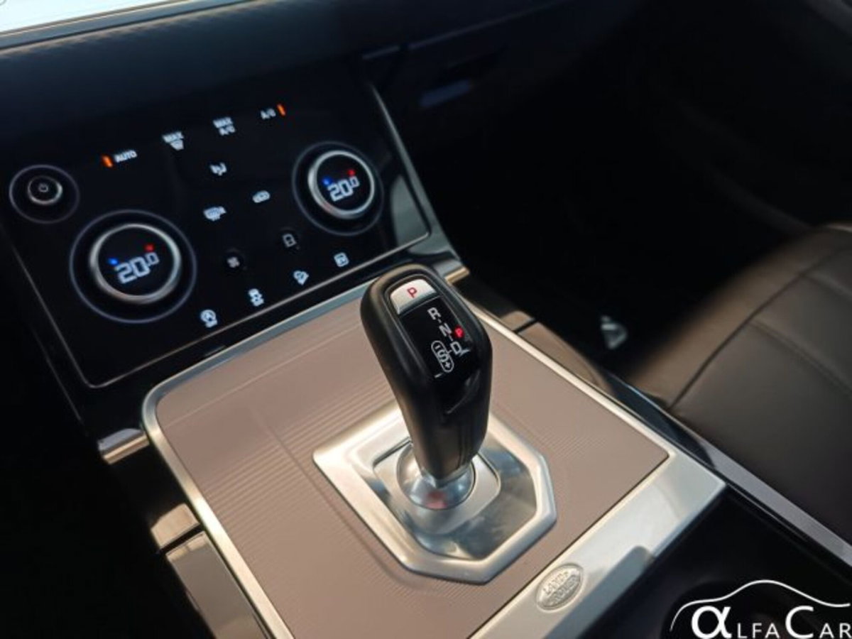 Land Rover Range Rover Evoque 1.5 I3 PHEV 300 CV AWD Auto (14)
