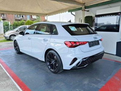 Audi A3 Sportback 35 TFSI S line edition (4)