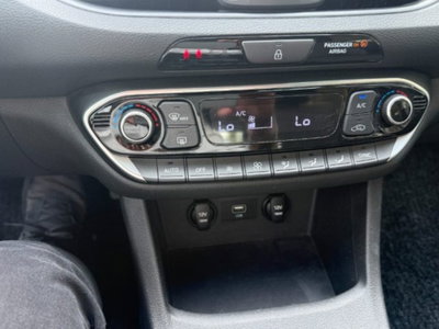 Hyundai i30 Fastback 1.0 T-GDI iMT 48V N-Line (16)