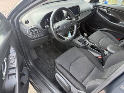 Hyundai i30 Fastback 1.0 T-GDI iMT 48V N-Line (17)
