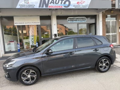 Hyundai i30 Fastback 1.0 T-GDI iMT 48V N-Line (2)