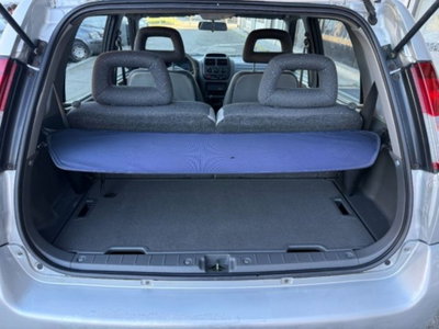 Suzuki Ignis 1.3i 16V cat 4WD GL (14)