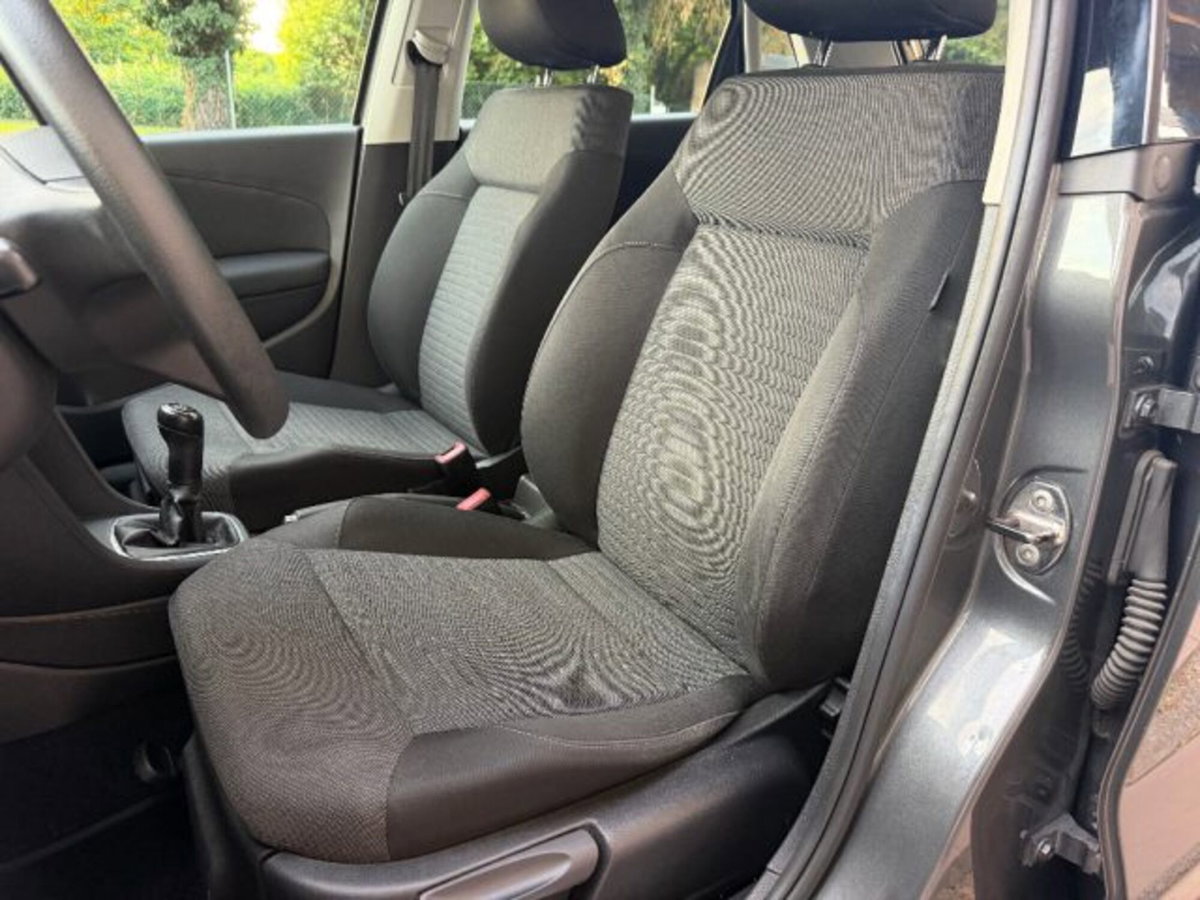 Volkswagen Polo 1.2 TDI DPF 5 p. Comfortline (17)
