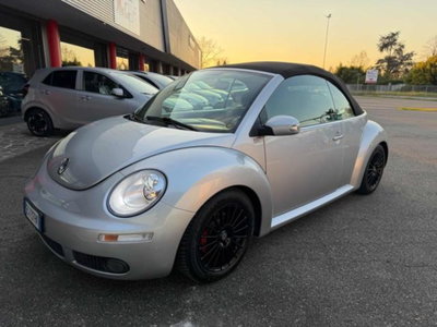 Volkswagen New Beetle Cabrio TDI 105CV (19)