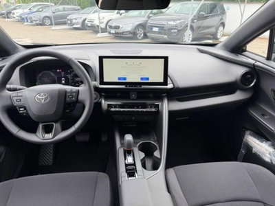 Toyota Toyota C-HR 2.0 phev Trend fwd e-cvt (9)