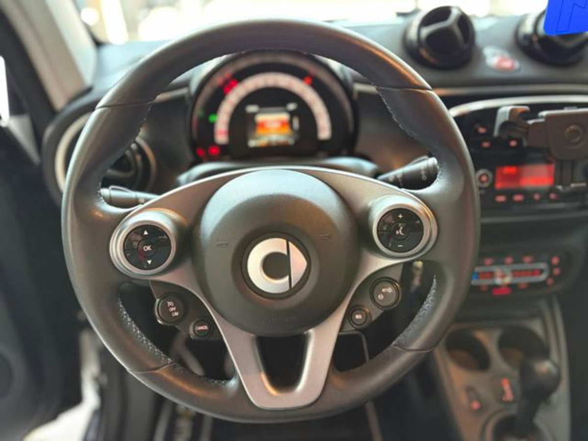 smart Fortwo 70 1.0 twinamic Prime (17)