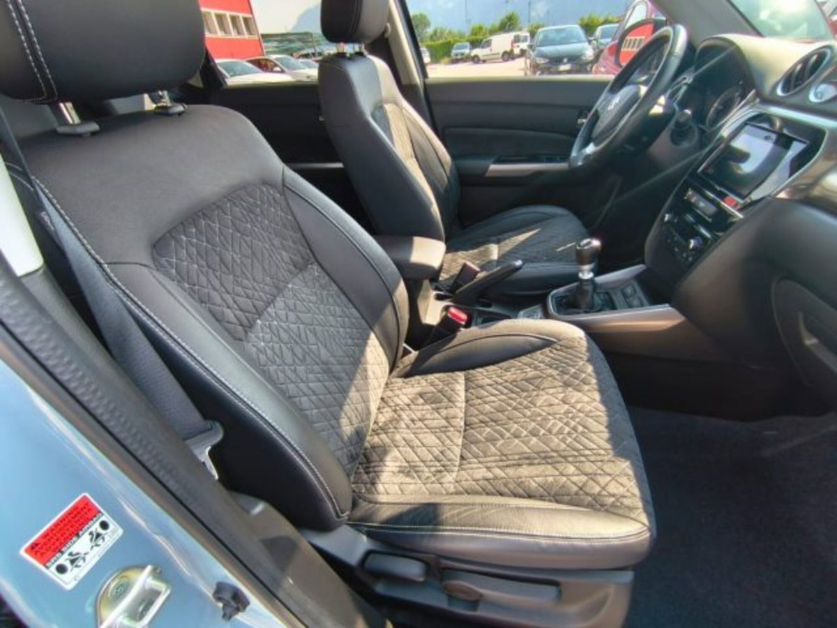 Suzuki Vitara 1.4 Hybrid 4WD AllGrip Easy Top (7)