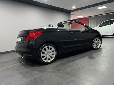 Peugeot 207 Cabrio HDi 110CV CC Féline (3)