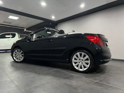 Peugeot 207 Cabrio HDi 110CV CC Féline (5)