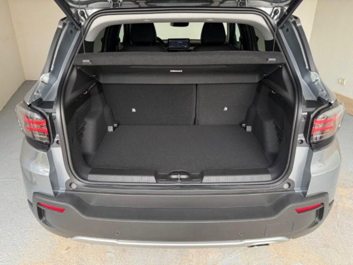 Jeep Avenger 1.2 turbo Summit fwd 100cv (9)
