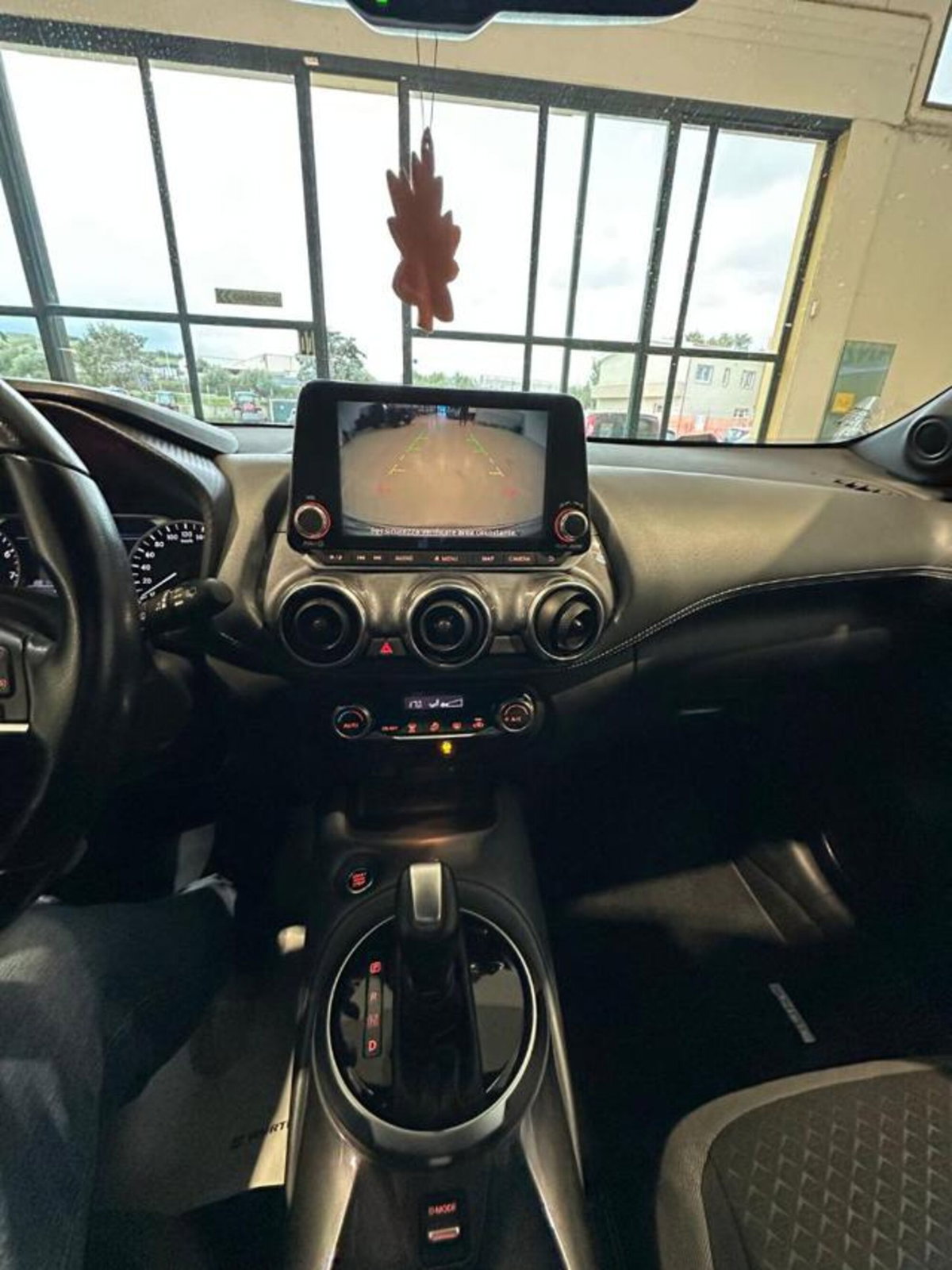 Nissan Juke 1.0 dig-t N-Connecta 114cv dct (15)