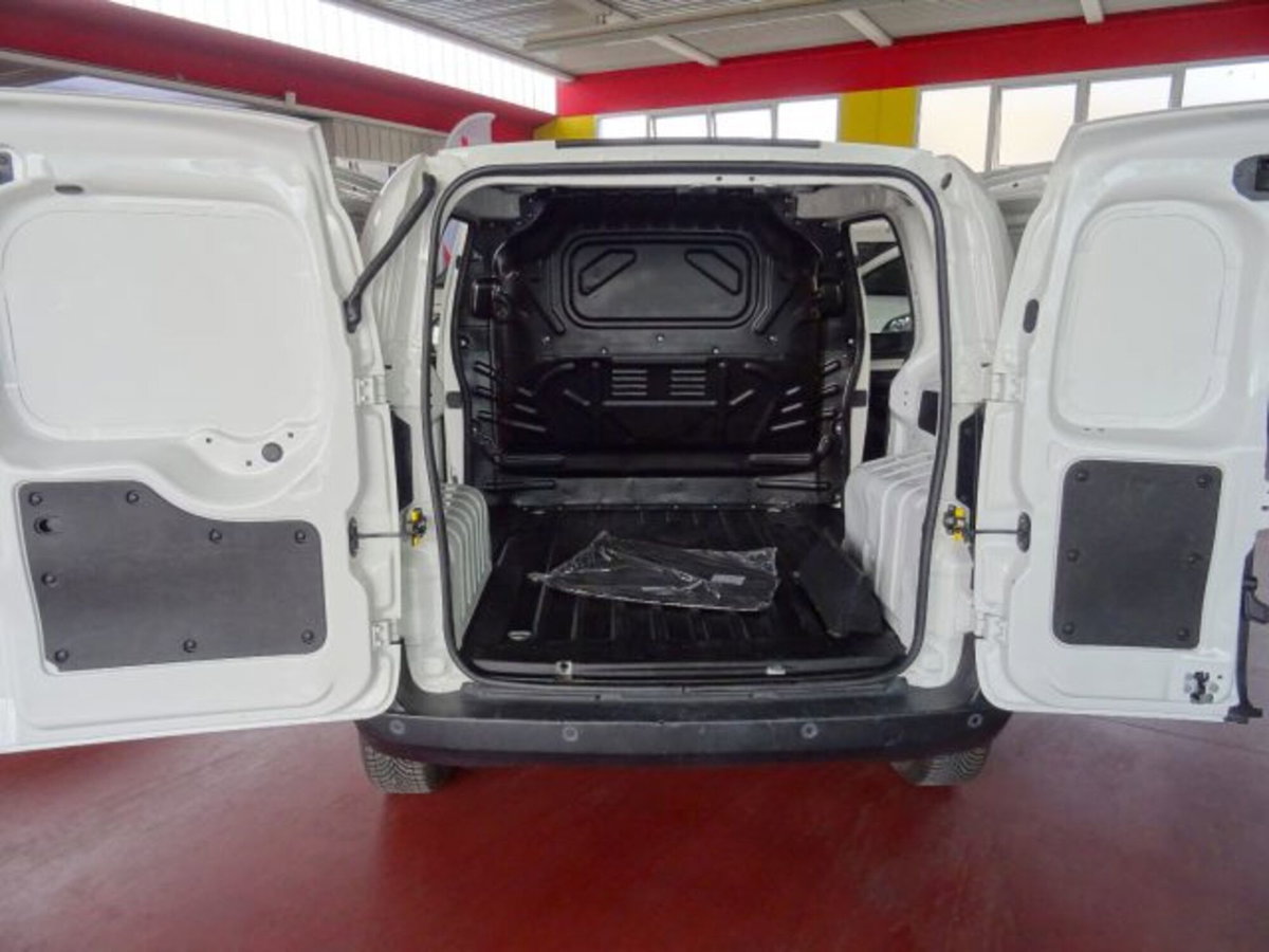 Fiat Fiorino Furgone cargo 1.3 mjt 95cv Adventure (10)