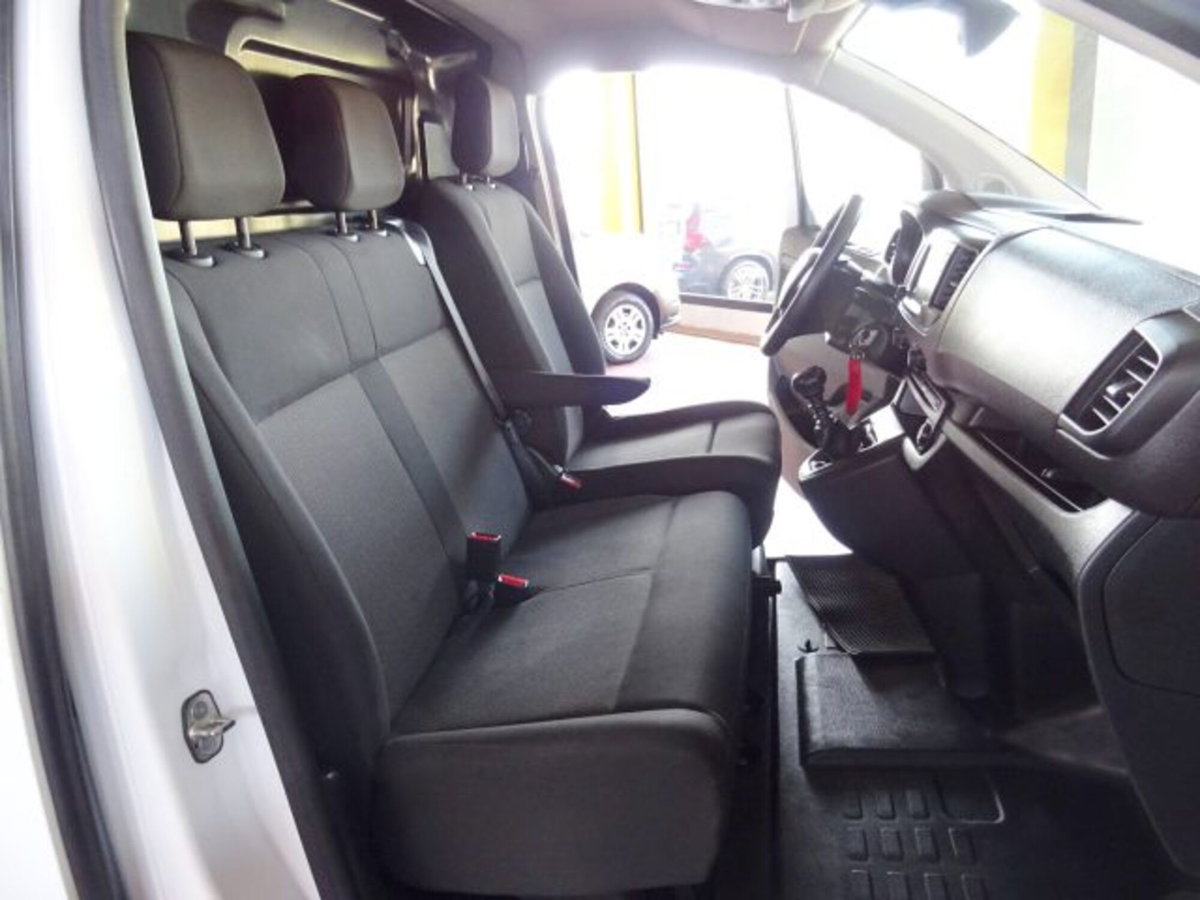 Fiat Scudo Furgone 2.0 BlueHDi 145CV AT8 PL-TN Furgone Lounge (10)