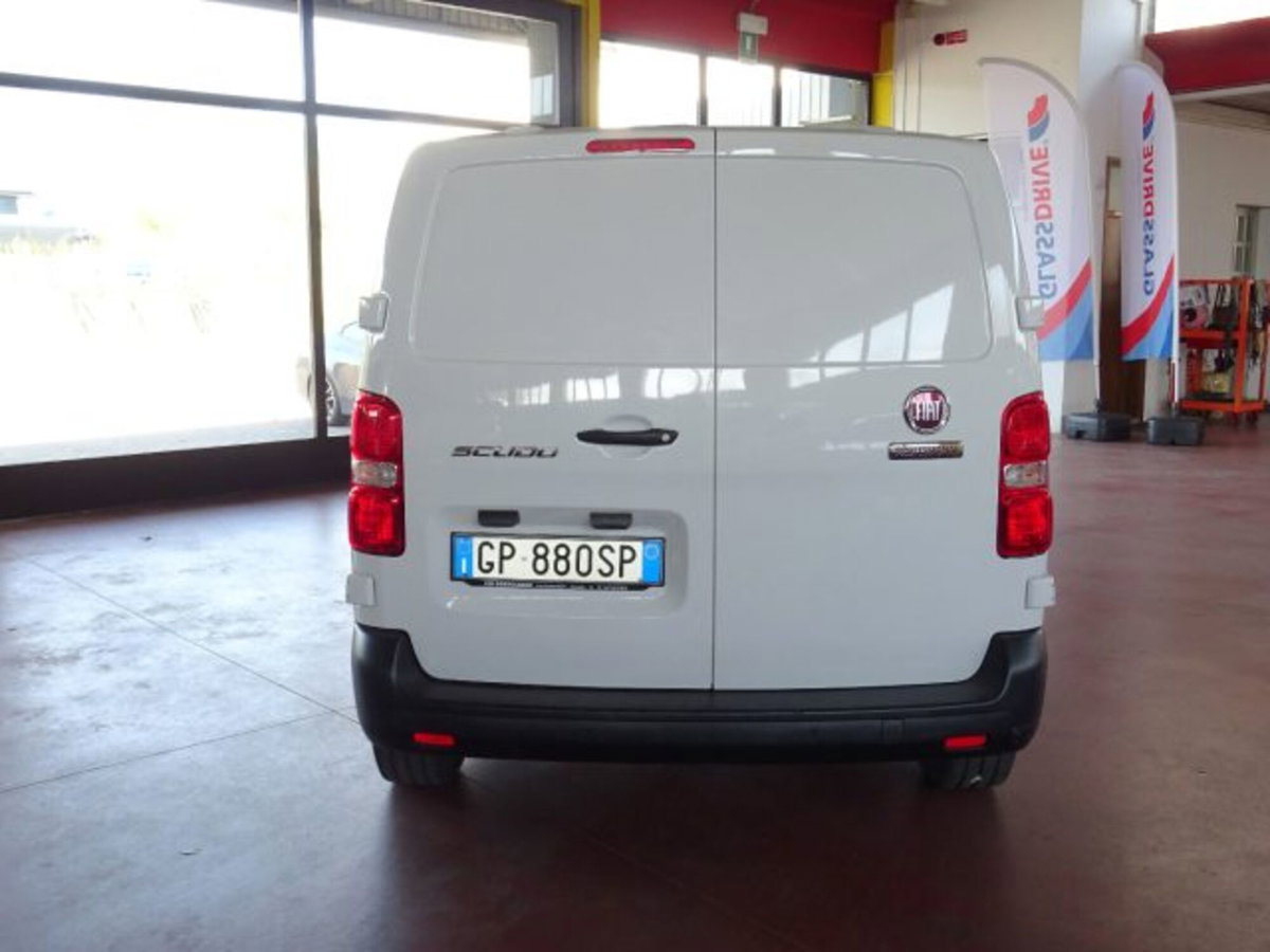 Fiat Scudo Furgone 2.0 BlueHDi 145CV AT8 PL-TN Furgone Lounge (4)