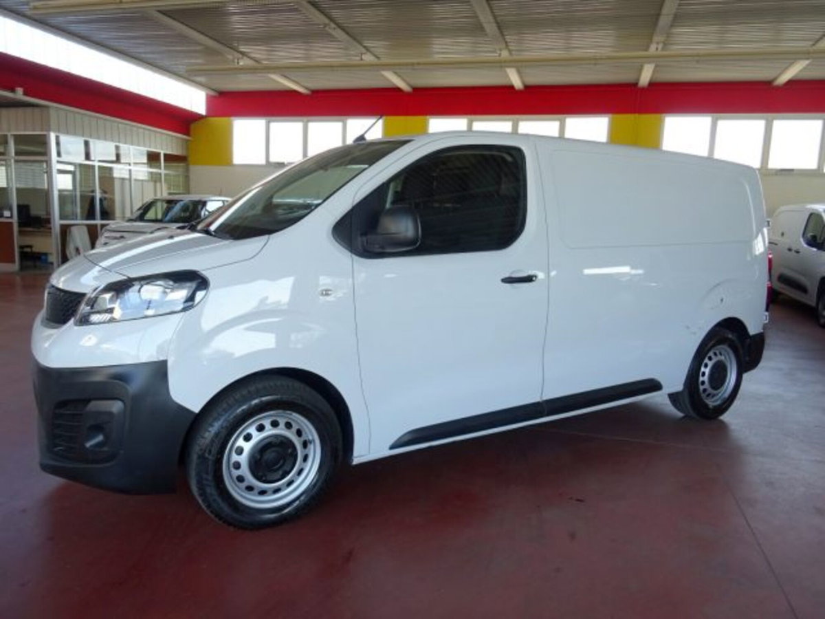 Fiat Scudo Furgone 2.0 BlueHDi 145CV AT8 PL-TN Furgone Lounge (6)