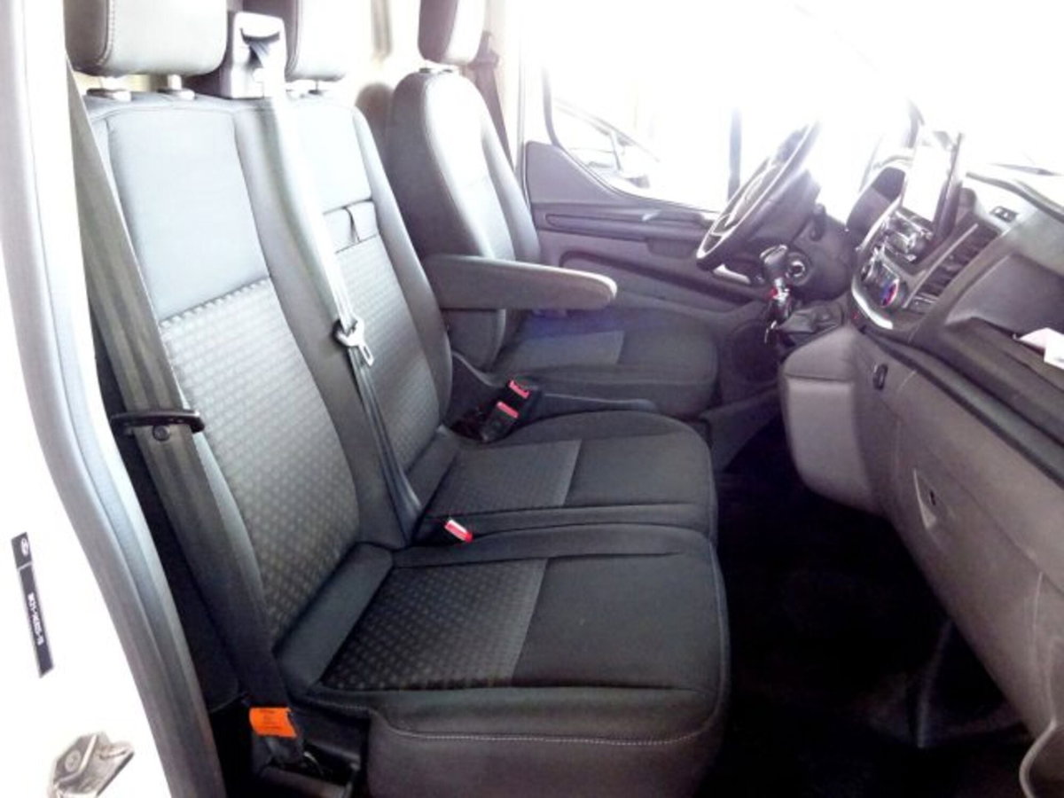 Ford Transit Custom Furgone 300 2.0 EcoBlue 130 PC Furgone Trend (8)