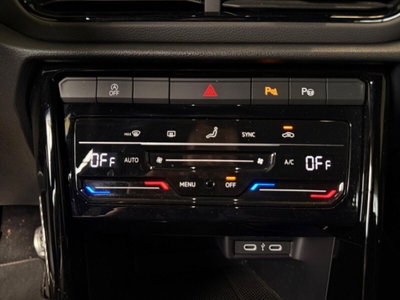 Volkswagen T-Roc 1.0 TSI R-Line (16)