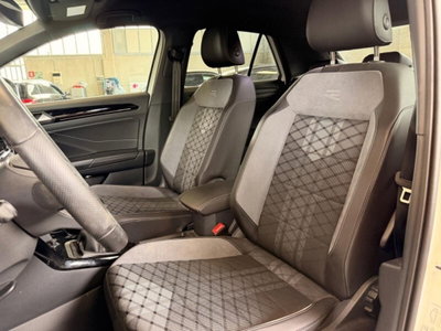 Volkswagen T-Roc 1.0 TSI R-Line (9)