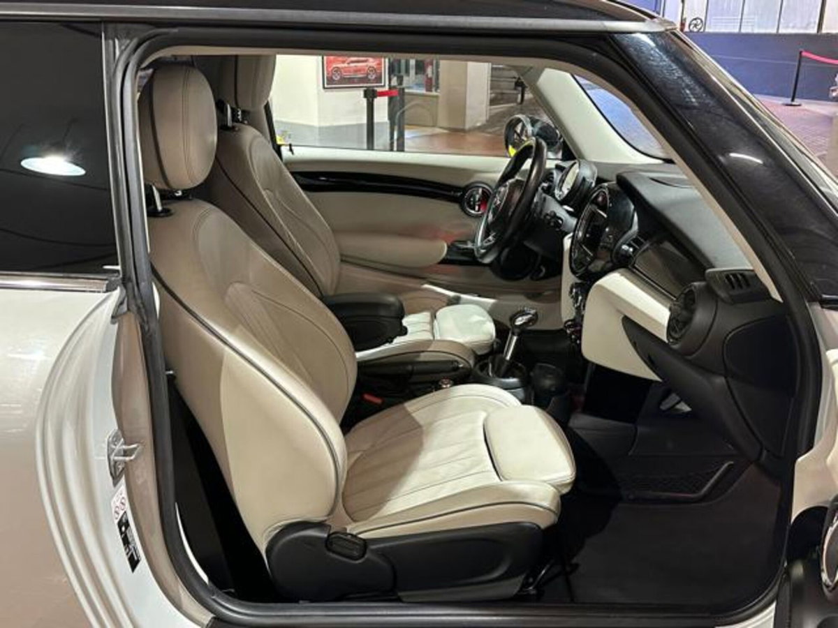 MINI Mini 2.0 Cooper S (14)