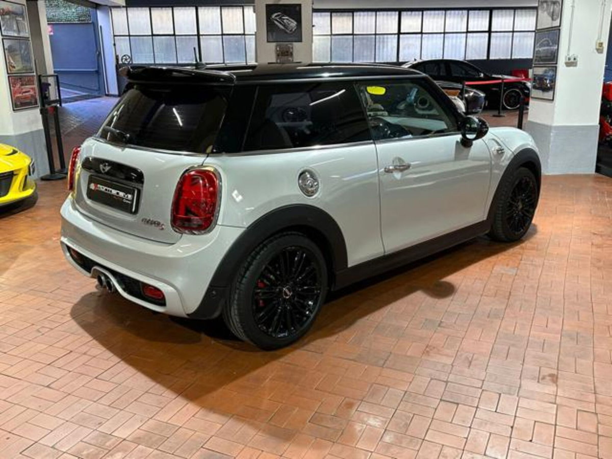MINI Mini 2.0 Cooper S (4)