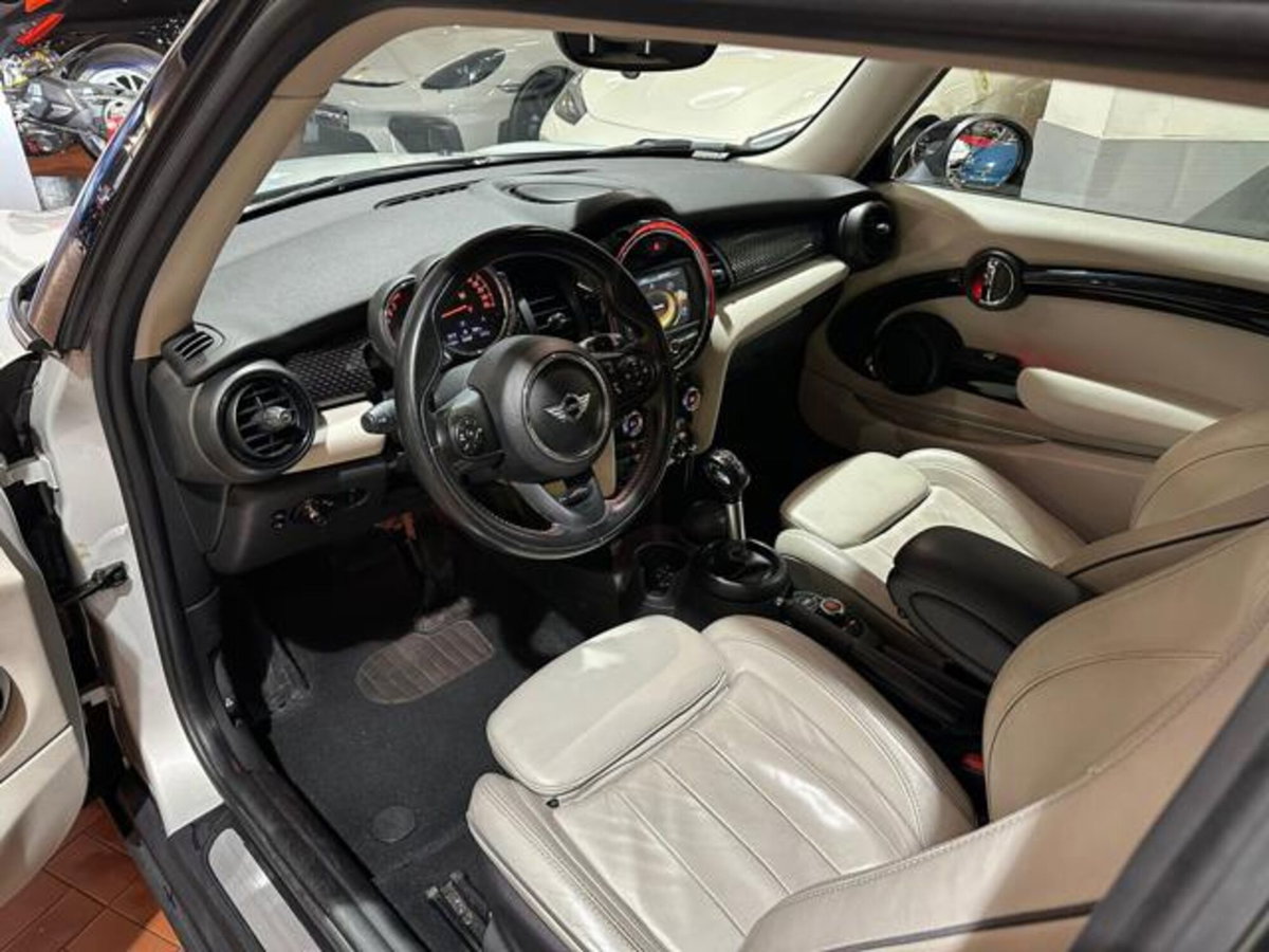 MINI Mini 2.0 Cooper S (7)