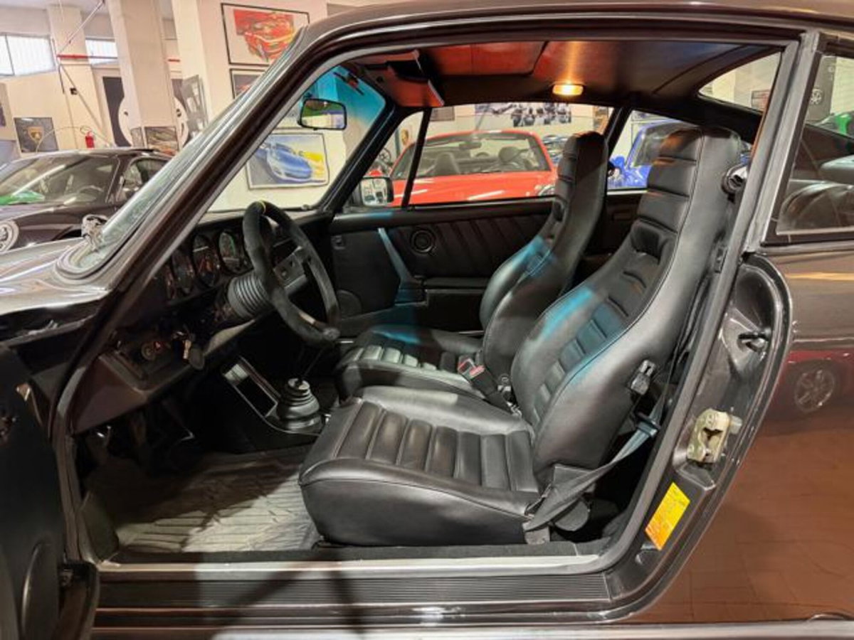 Porsche 911 Coupé SC 3.0 (8)