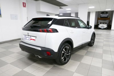Peugeot 2008 PureTech 130 S&S EAT8 Allure Pack (2)