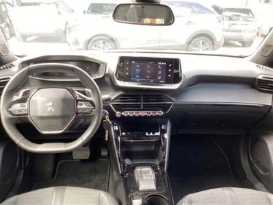 Peugeot 2008 PureTech 130 S&S EAT8 Allure Pack (3)