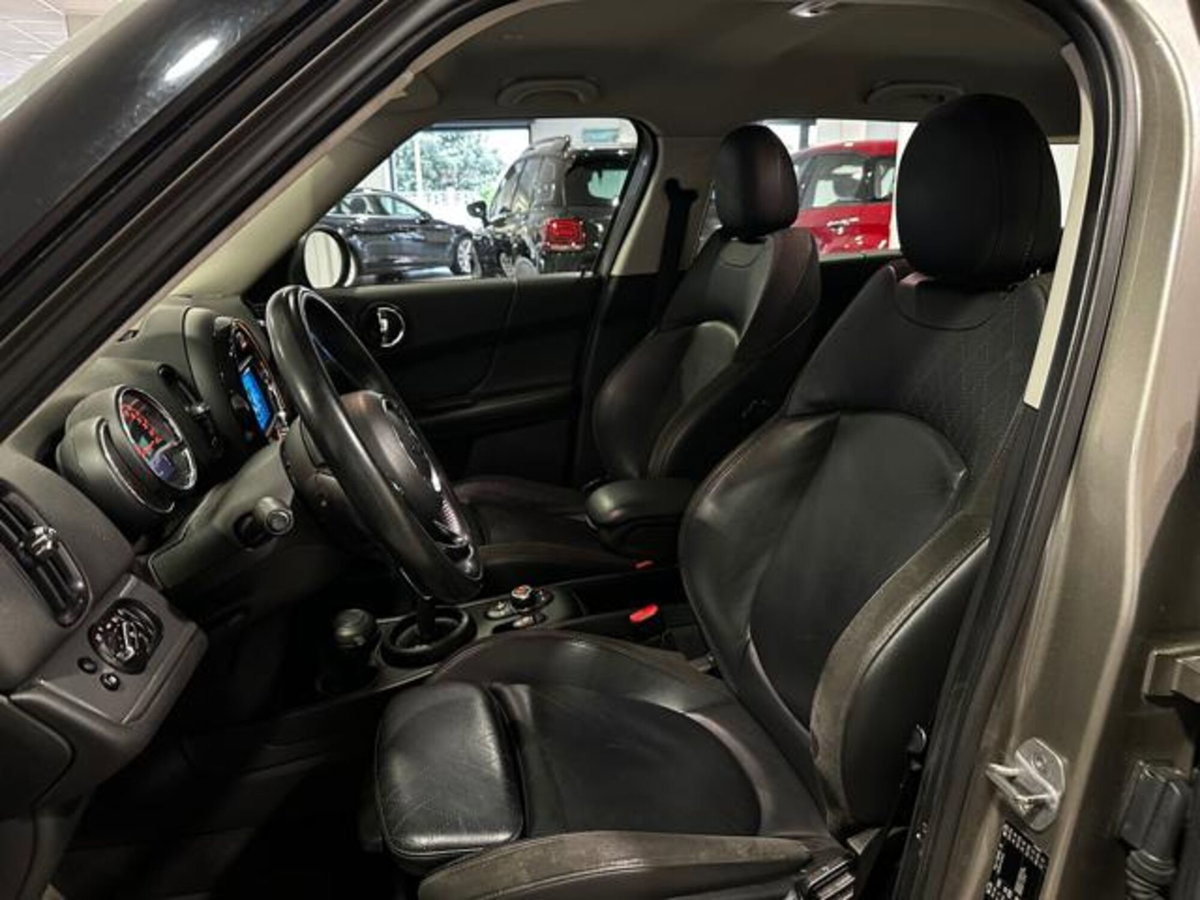MINI Mini Countryman 2.0 Cooper D Business Countryman ALL4 Automatica (8)