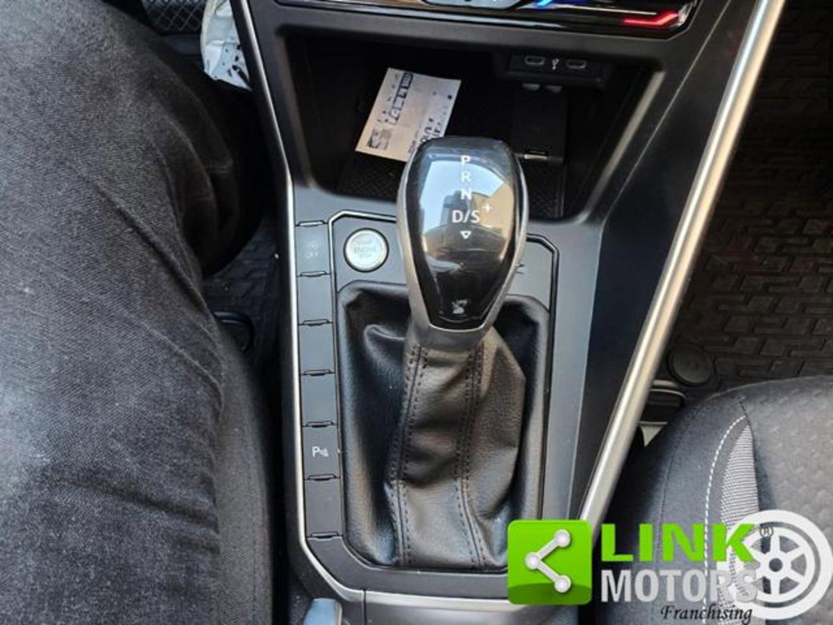 Volkswagen Taigo 1.0 tsi Edition 115cv dsg (12)