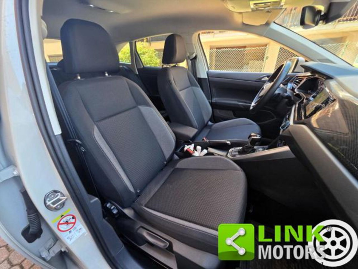 Volkswagen Taigo 1.0 tsi Edition 115cv dsg (13)