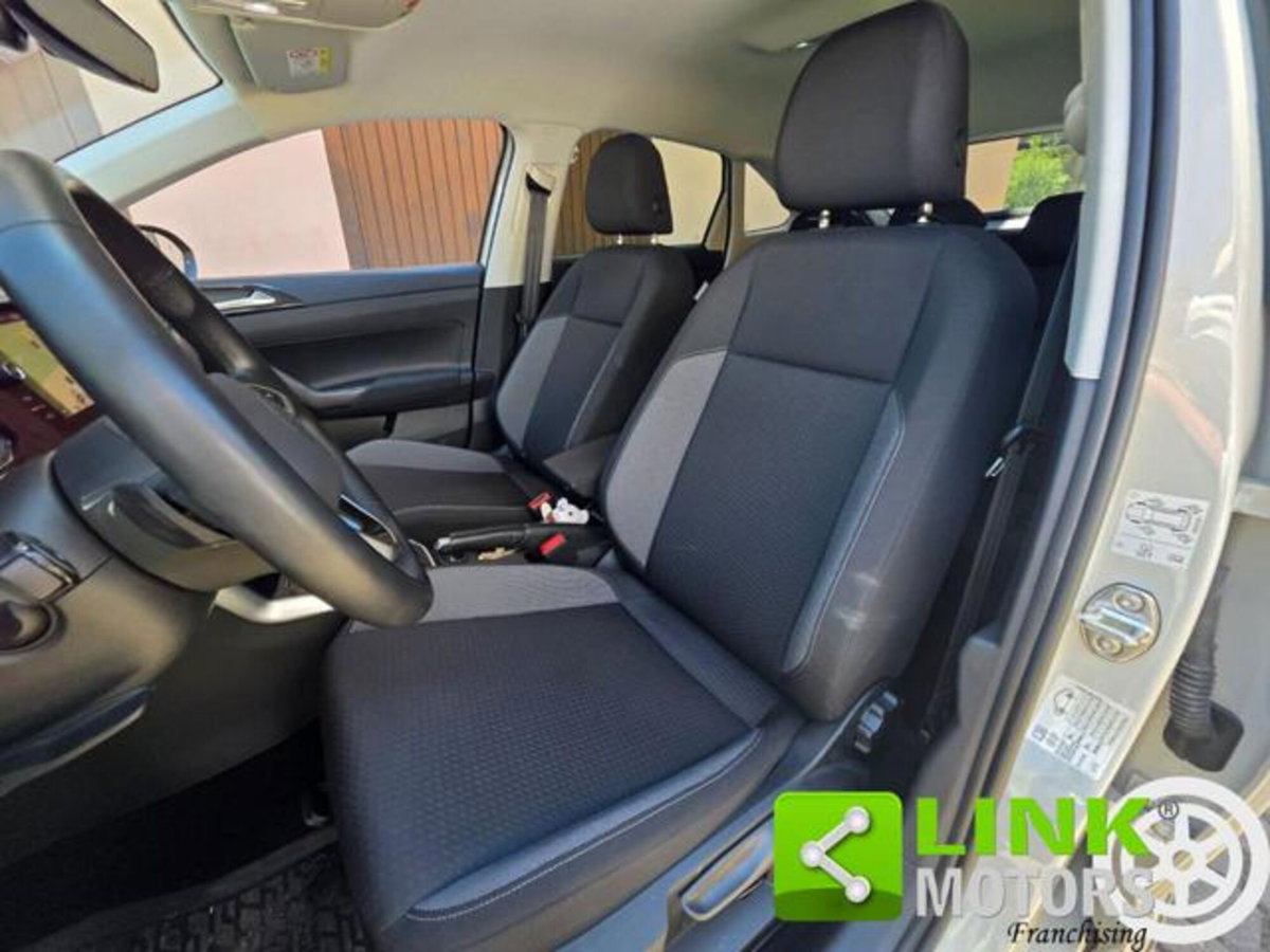 Volkswagen Taigo 1.0 tsi Edition 115cv dsg (4)